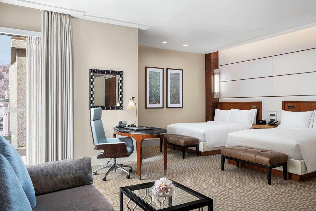 Hotel Conrad Jabal Omar Makkah Mekka Zimmer foto A room at the Conrad Washington